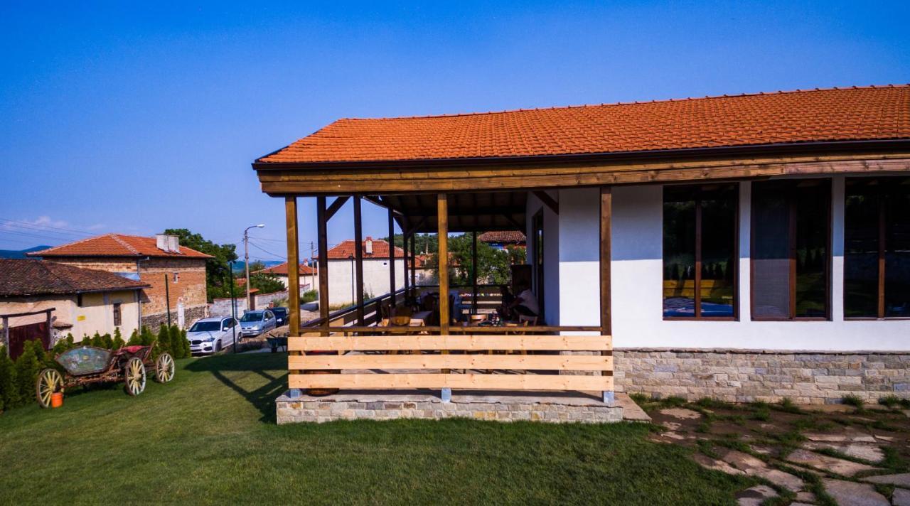 Етно Комплекс "Поп Грую Бански" Banya  Exterior photo